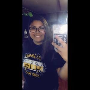 Meet your Posher, April